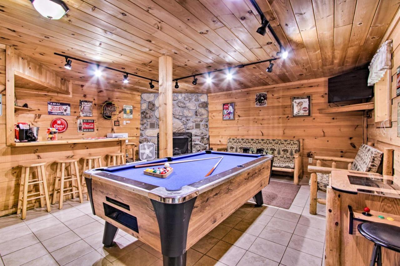 A-Frame Cabin With Hot Tub Less Than 1 Mi To Ober Gatlinburg Villa Exterior photo